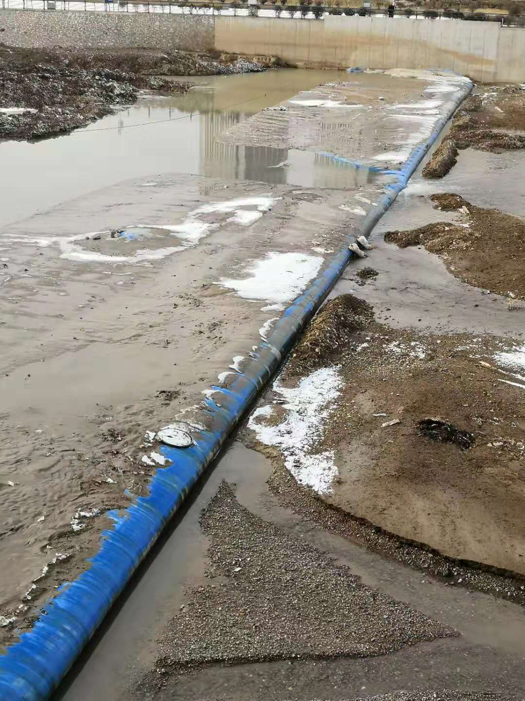 甘肃天水冬季橡胶坝修补维护-衡水鑫鹏工程橡塑公司