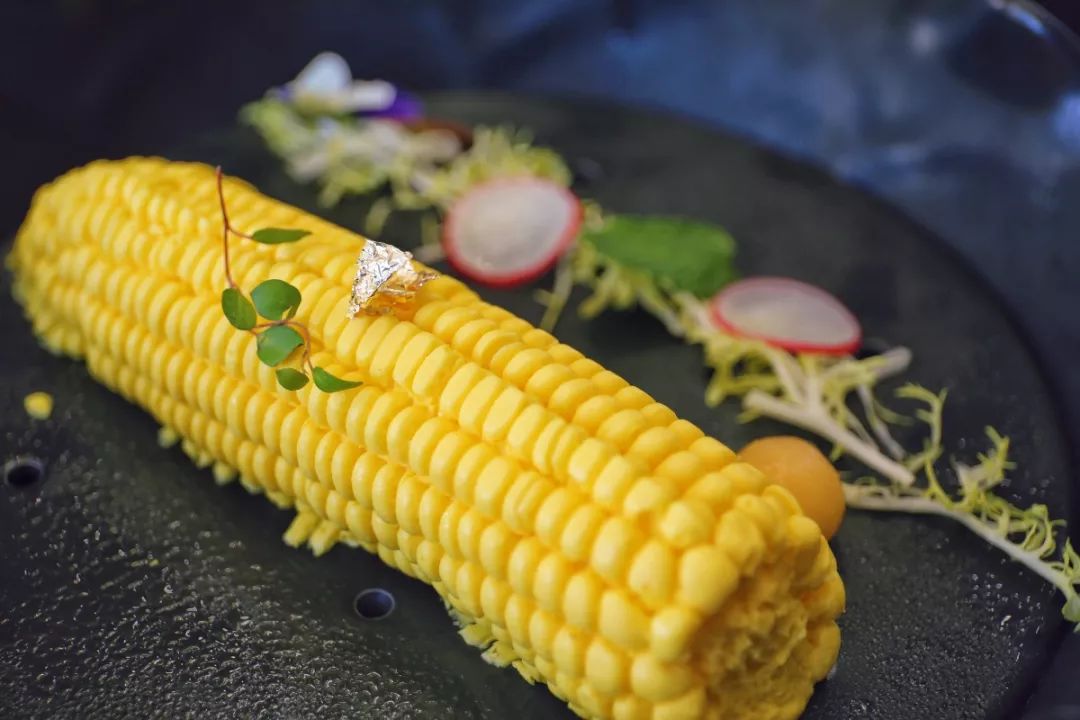 东昇藏着一家高档御膳房农家乐一起来逃离城市吧