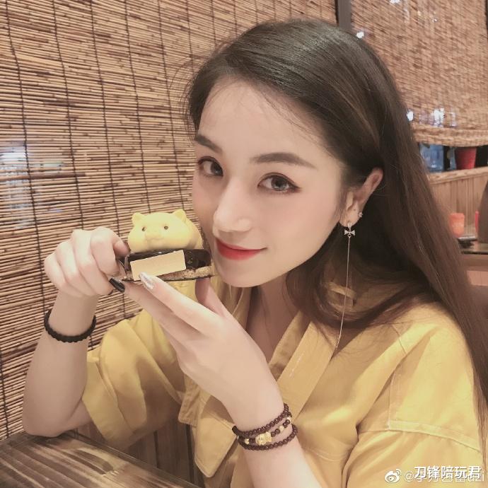 网友:心虚了!_李芳艺