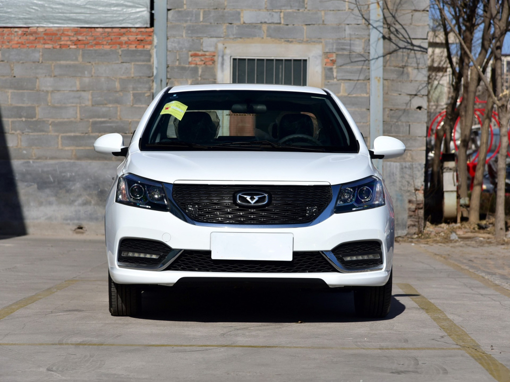 五粮液汽车来了!投资24亿5.29万起,看到实车:24亿你都干了啥?