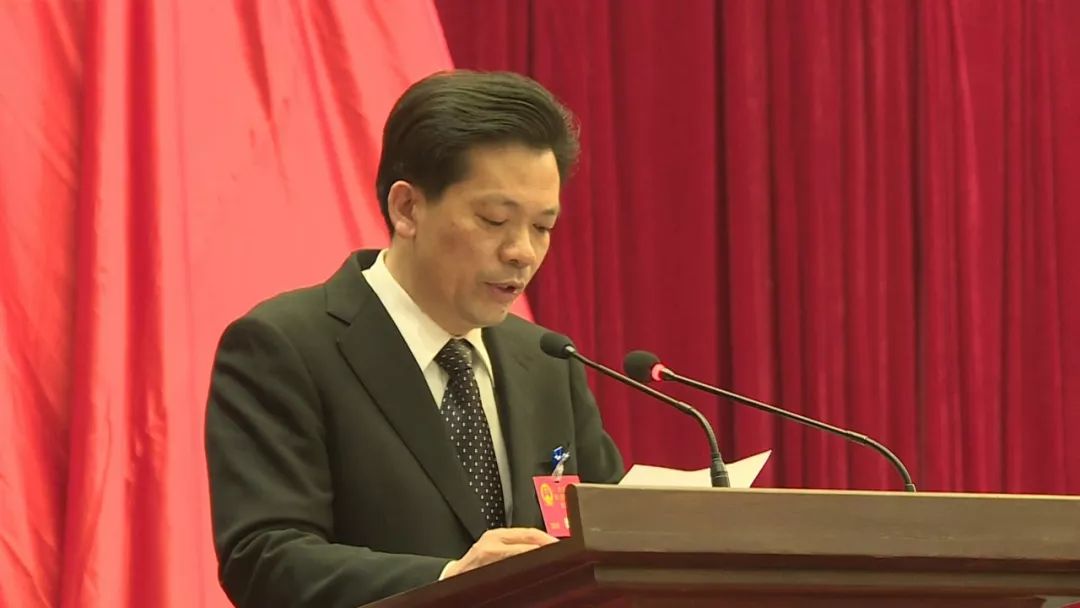 老河口市第十届人民代表大会第四次会议隆重开幕!_王燮耀