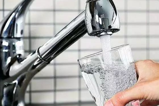 划重点——"自浊"的自来水到底不会影响人体健康