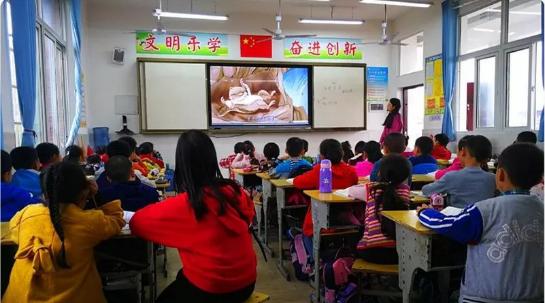 蓬安县徐家小学：课堂教学大比武 融合发展促成长(图1)