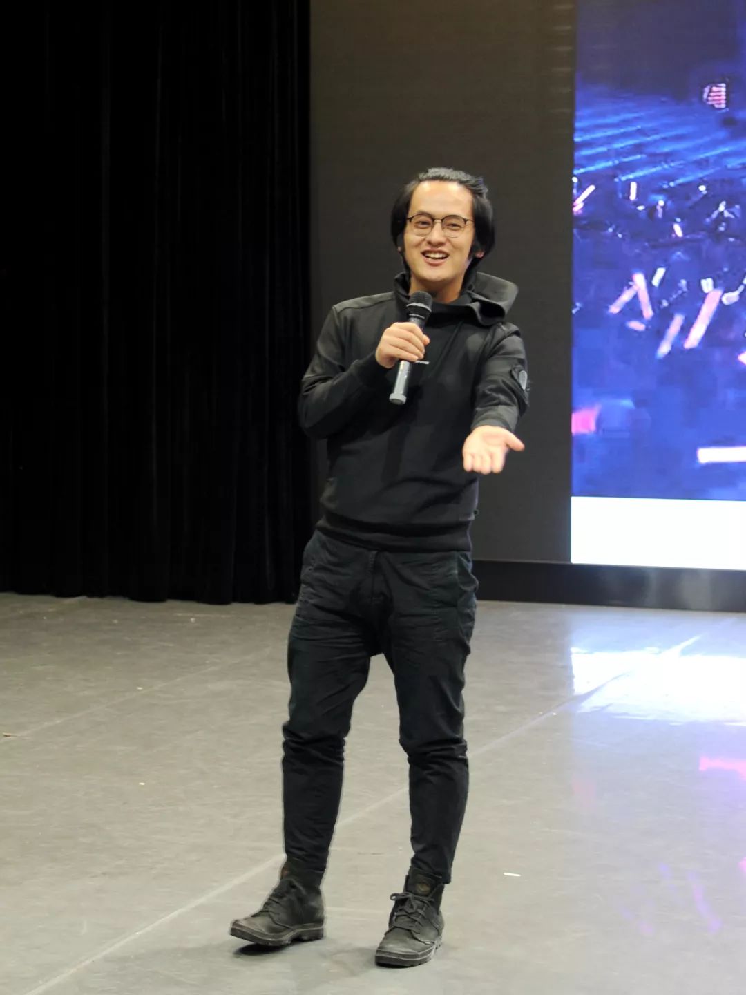 我团南艺舞蹈学院优秀毕业生史赢,冯可欣,陈鹏飞,南艺传媒学院优秀