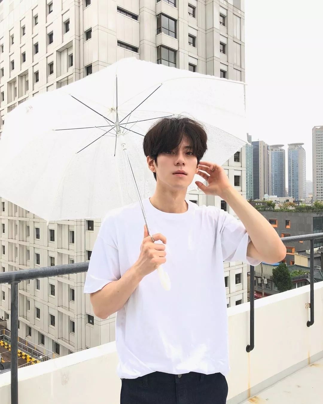 韩国男生穿搭受欢迎奶狗风就这么穿