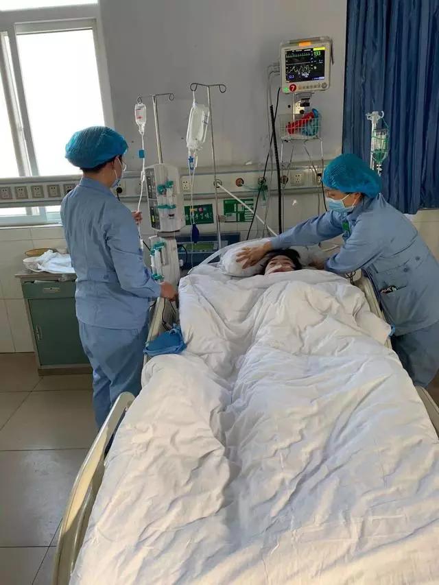 花季少女轻生命悬一线南阳医专一附院急诊科全力抢救转危为安