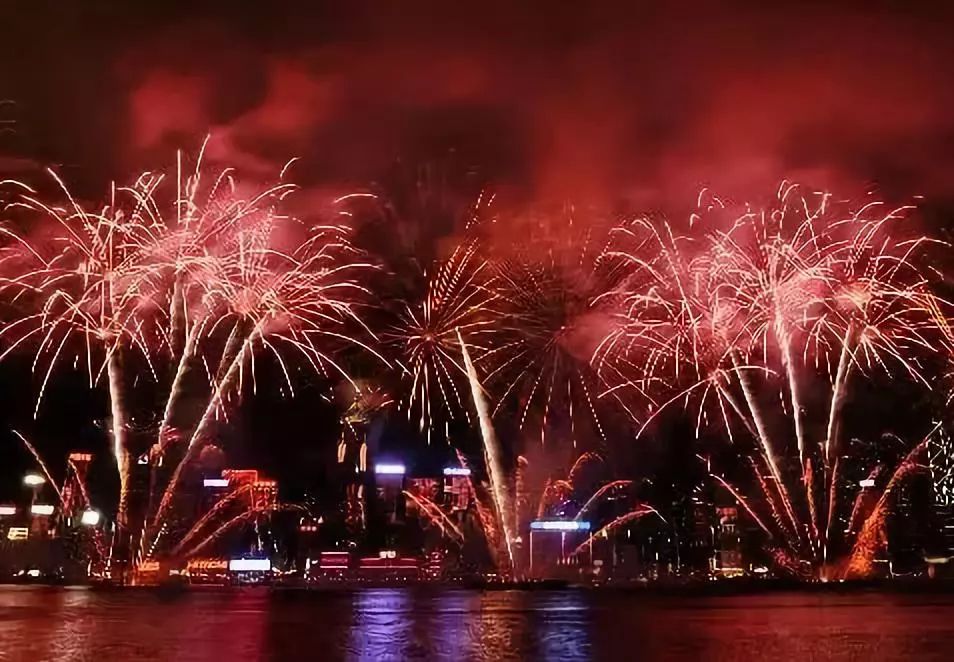 【跨年晚会,璀璨烟花汇】199湛江 北海3日游"广东谭咏麟"陪你一齐跨年