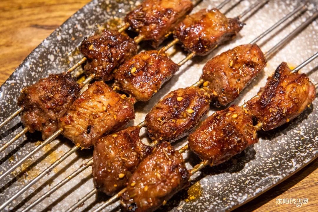 5折吃18层超大烤肉拼盘性价比逆天了