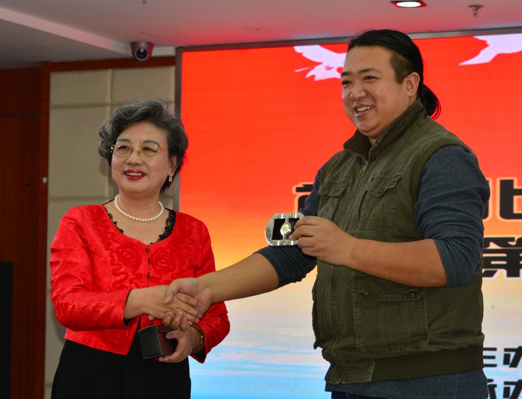 国盛先生,中央广播电视总台社教部编导杨泽柱先生,影视导演刘明兵先生