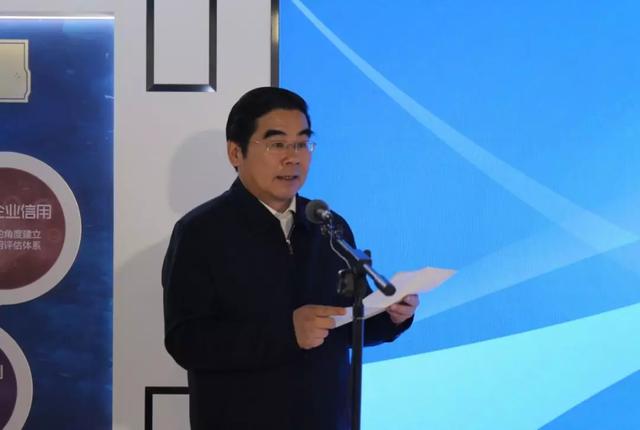 副市长曹全民主持,副市长卢根发,市政府秘书长张文明出席启动仪式.