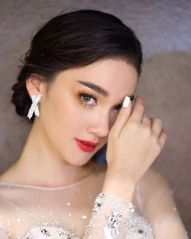 收藏泰国女演员dianaflipo造型集锦