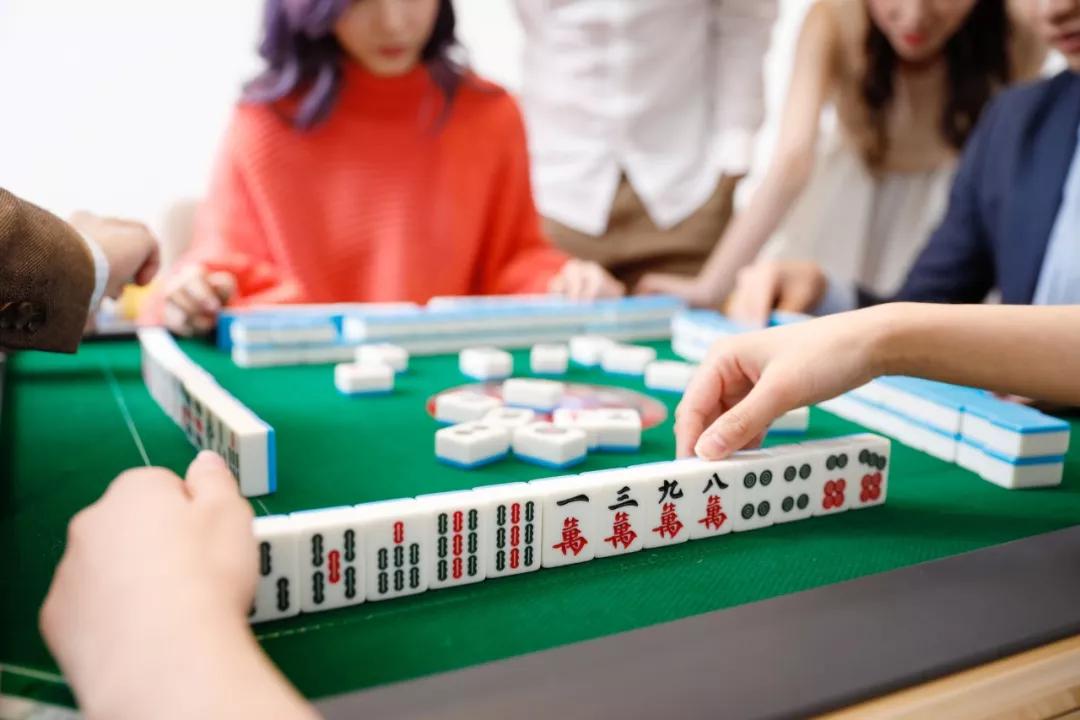 打麻将输赢别上头 中风可就划不来了       坚持锻炼的人,一年
