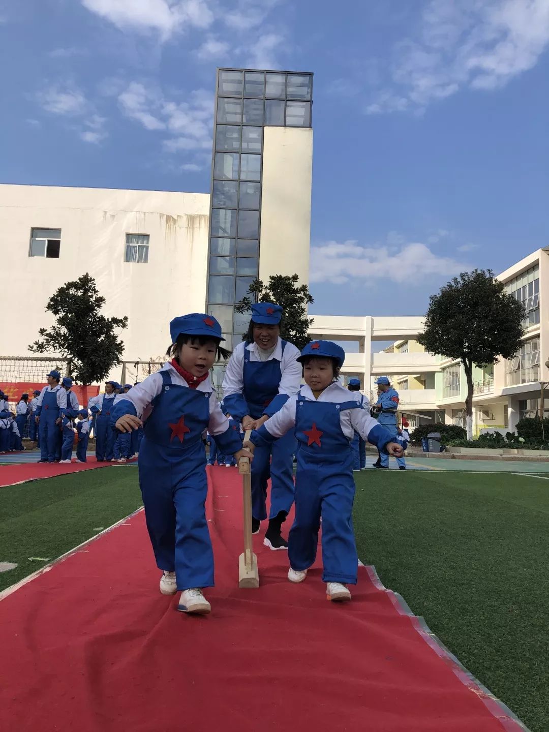 红井幼儿园这场千人参与的军民大生产亮了我的眼