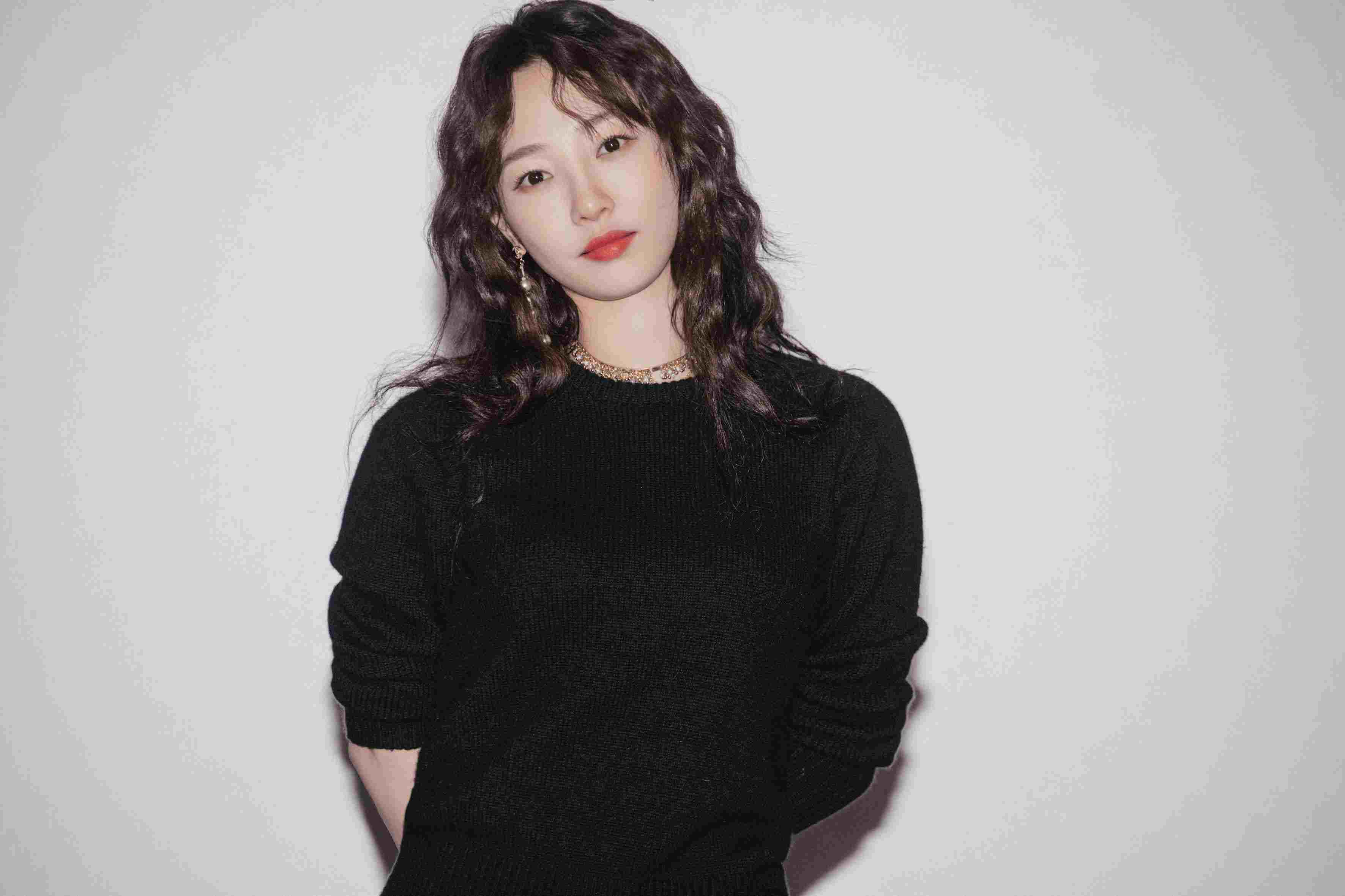 白百何为新片《亲爱的新年好》全国路演 直言钻石王老五也可以是女的!