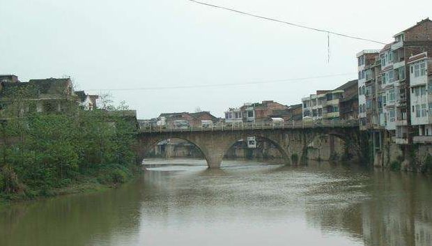 桥头河镇持续整治排查非洲猪瘟生猪产品