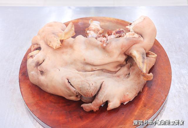 羊脸别再凉拌了厨师长配上白菜炖一锅汤鲜肉美解馋又暖身