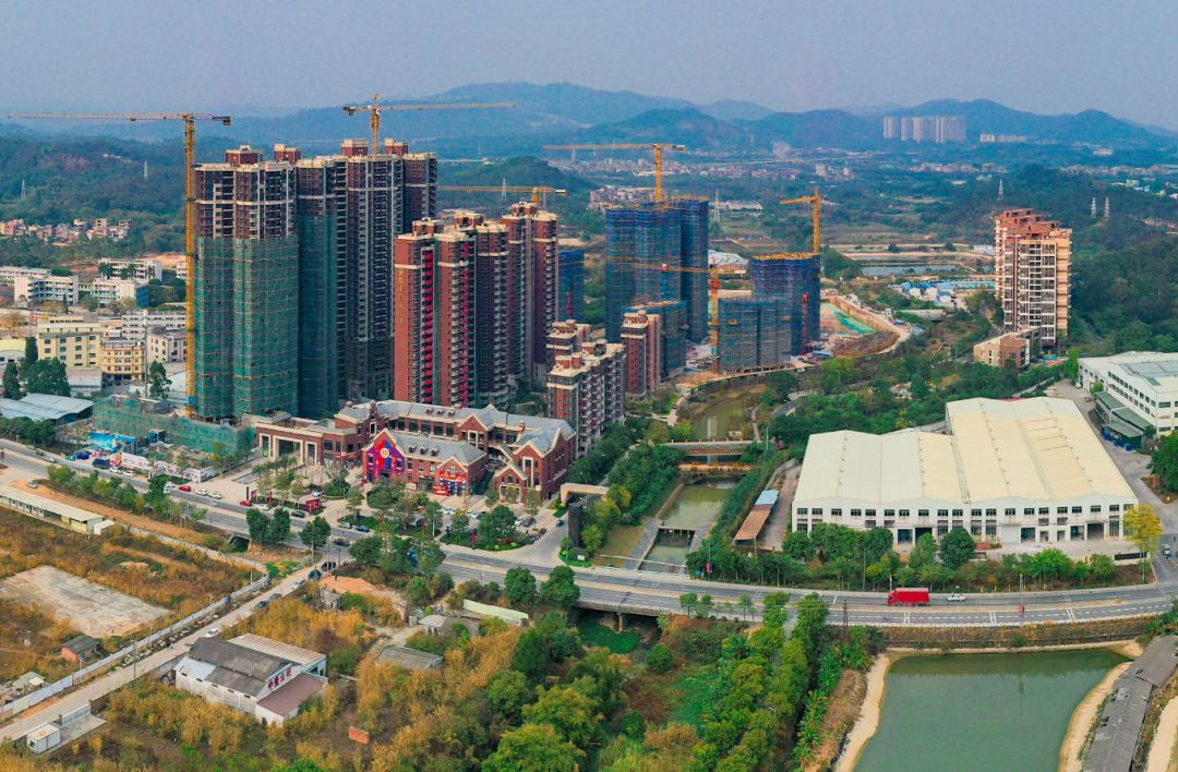 咳咳,别只盯着长岭居,知识城和花都区府,空港经济区还暗藏一个敢于全