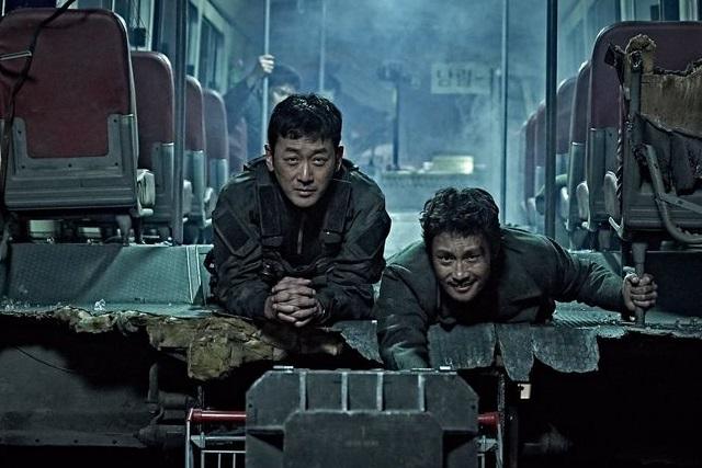 河正宇,马东锡,李秉宪主演年度灾难片来了,《白头山》票房炸裂_电影