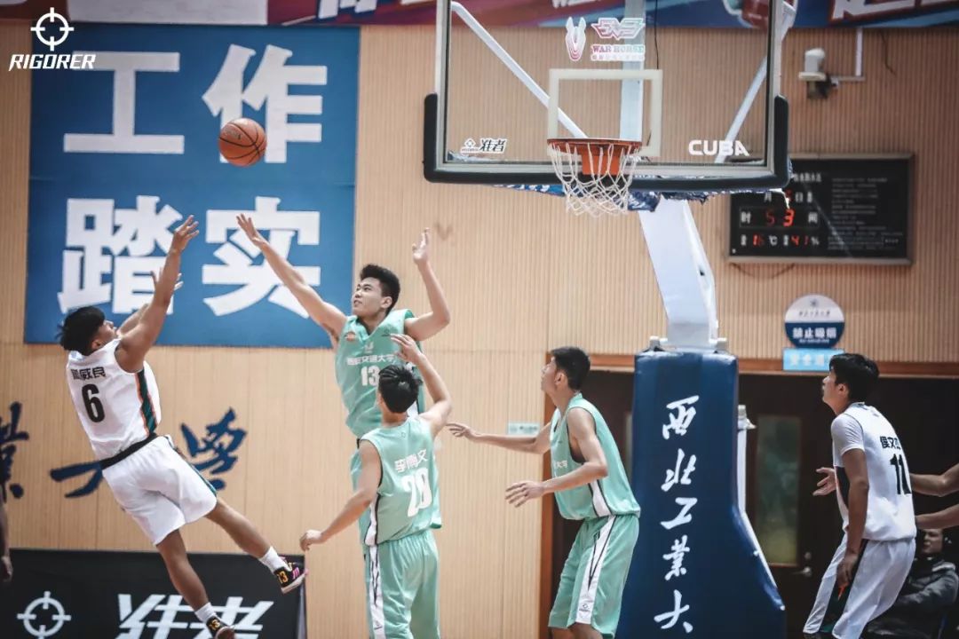 余柏林11分12板,李佳旺10分西北工大这边贺宇翔12分李博文13分,卢杜伟