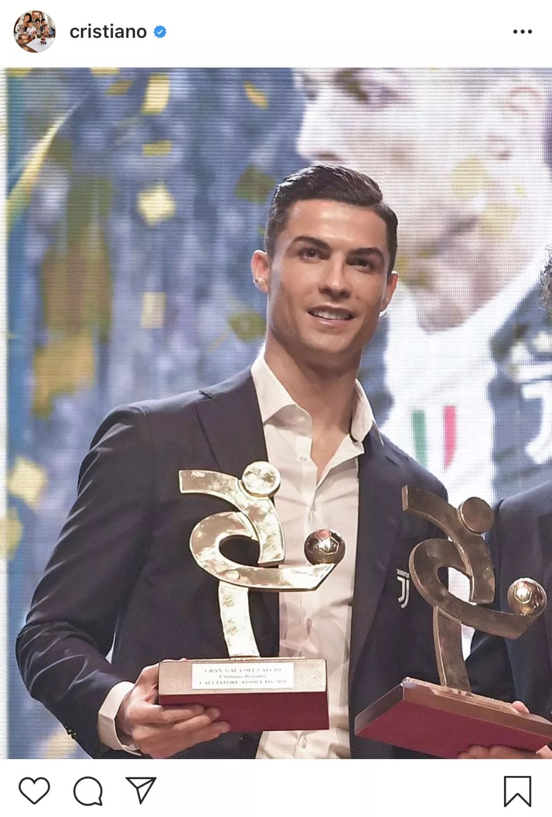 c罗这座豪宅到底多少钱,竟创下了葡萄牙最高房产交易记录?