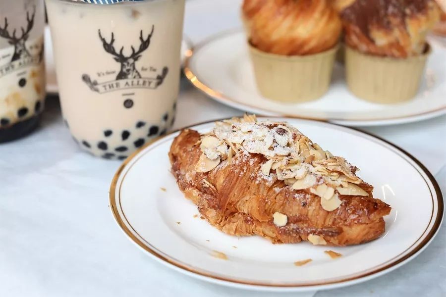 狮城的网红奶茶店鹿角巷里居然有卖面包你还不知道吗