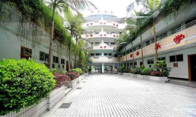 重慶2019重點(diǎn)中學(xué)中考錄取分?jǐn)?shù)線出爐,從錄取線看學(xué)校(圖1) 重慶2019重點(diǎn)中學(xué)中考錄取分?jǐn)?shù)線出爐,從錄取線看學(xué)校(圖1)