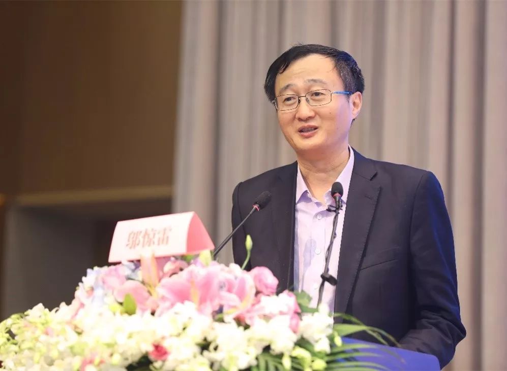 成立仪式由上海儿童医学中心副院长张浩教授主持.