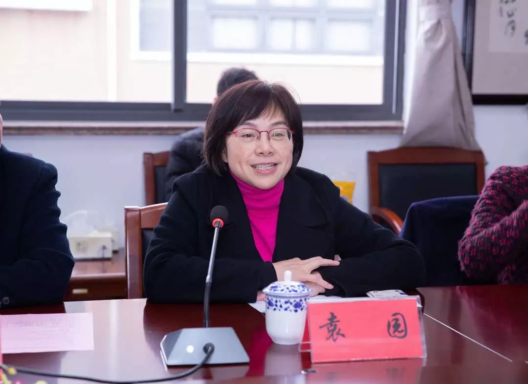 要闻袁园接见我区在上海市中青年教学评比中获奖教师