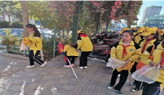 金塔建新路小學(xué)開展2019養(yǎng)成教育主題班隊(duì)活動(dòng)(圖1) 金塔建新路小學(xué)開展2019養(yǎng)成教育主題班隊(duì)活動(dòng)(圖1)