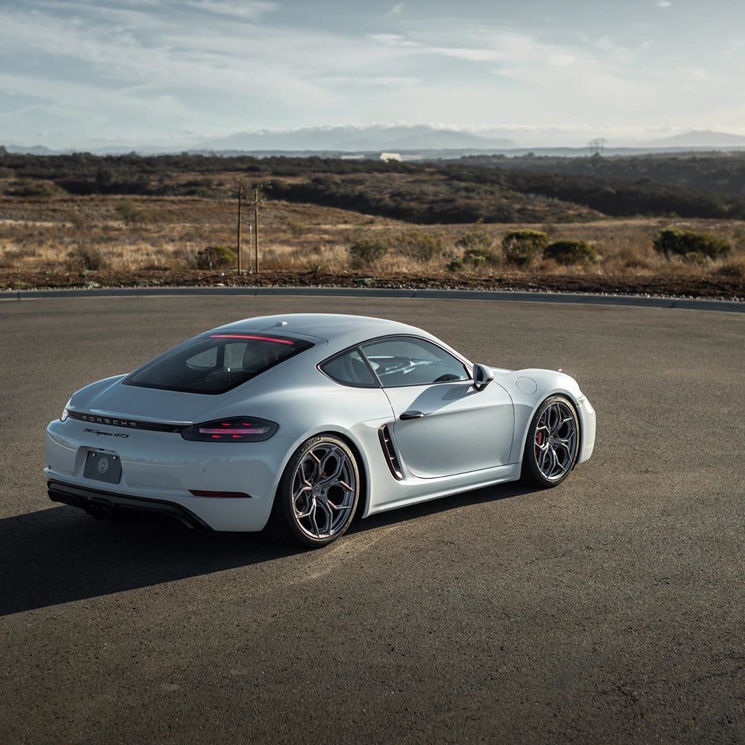 保时捷718caymangts大片欣赏一个字快