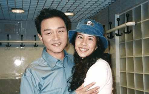 张国荣因她帮助出道, 成名后主动提携她女儿, 为慈善出钱出力