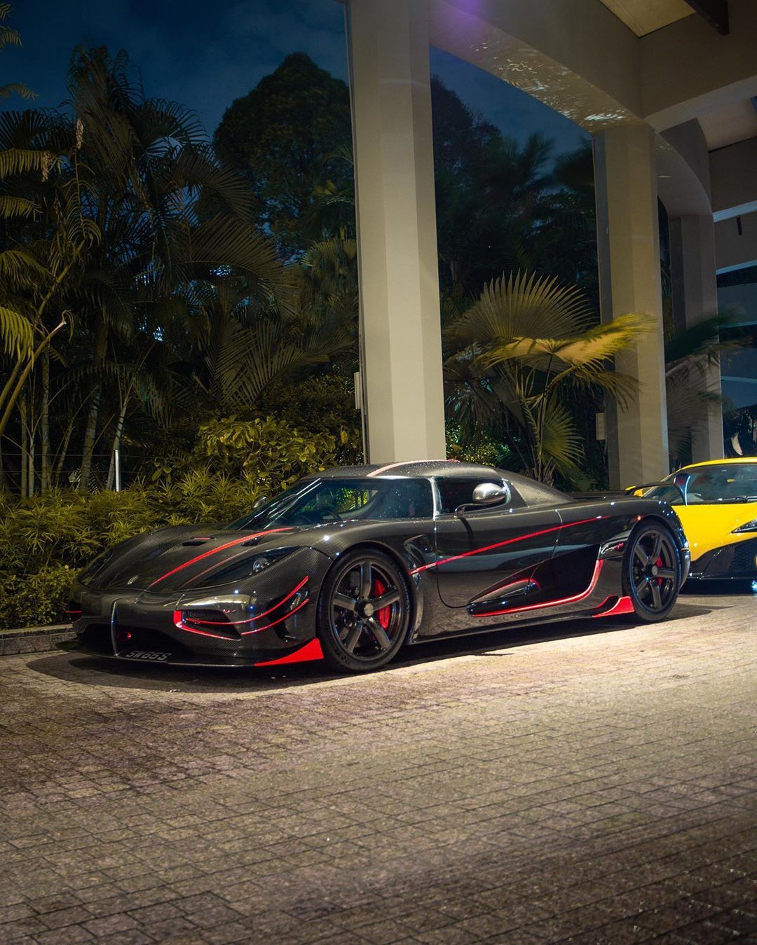 全碳纤维柯尼塞格agera rs,这就是金钱的魅力!