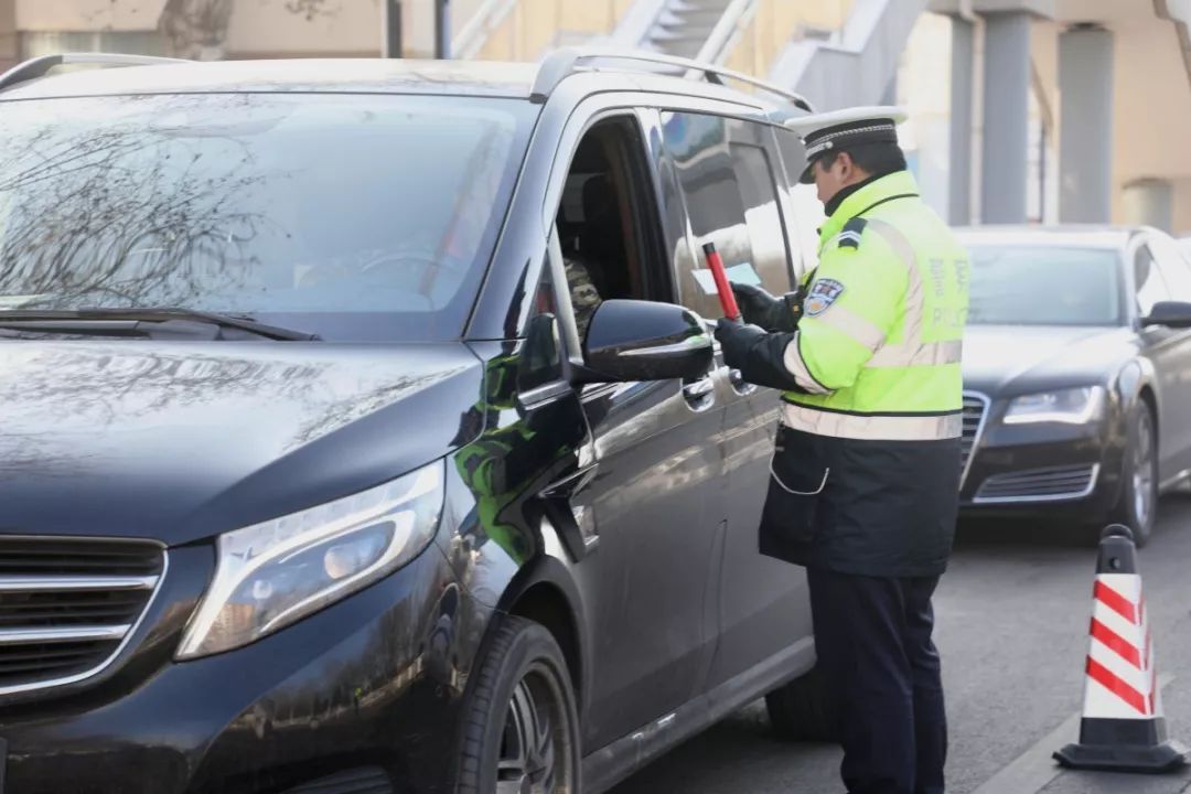 注意丨乌海这些路段将多处设置警察临检