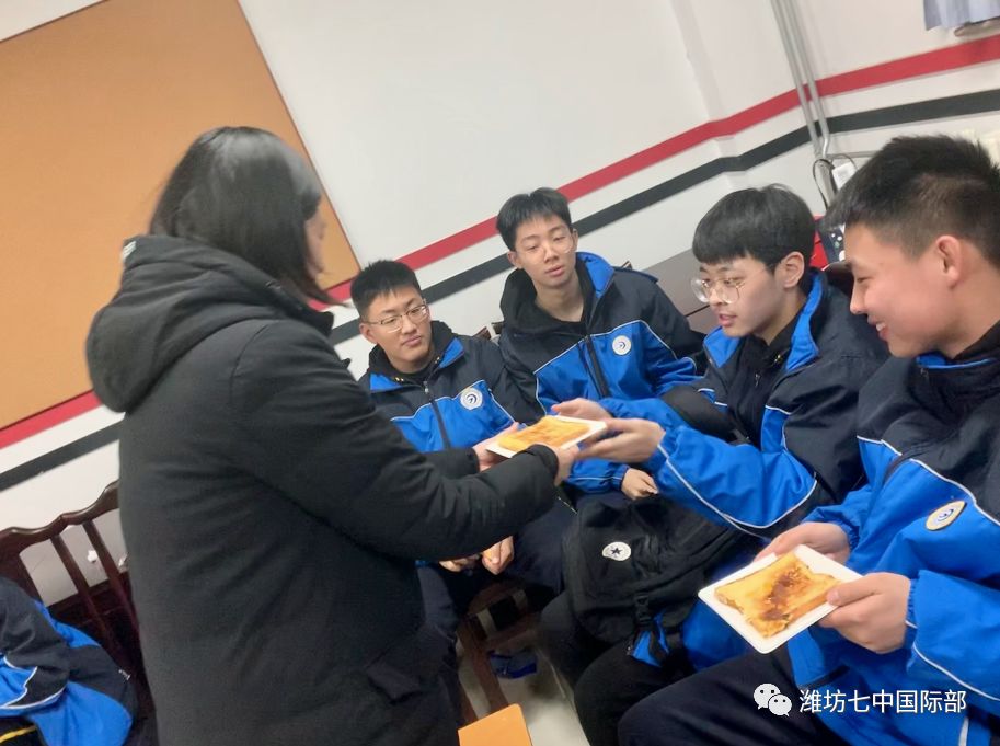 潍坊七中国际部|19圣诞,温暖相伴