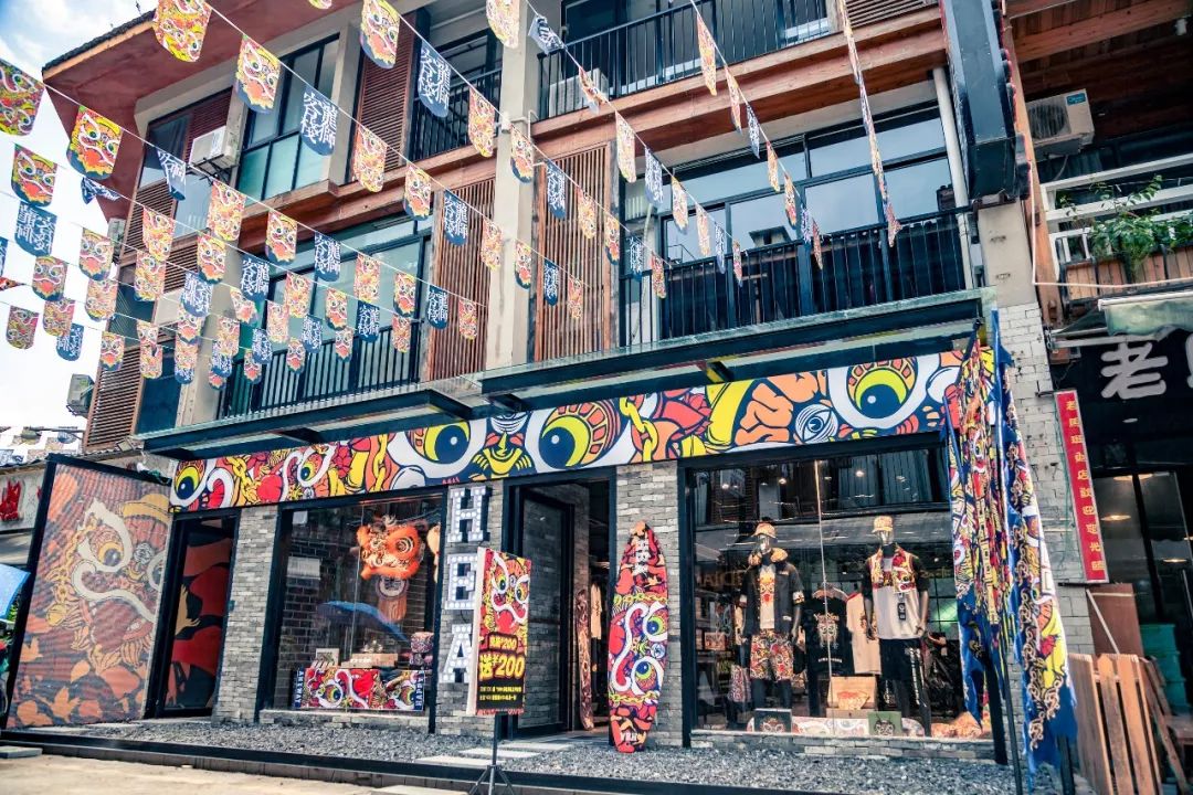 国潮元年到来,原创潮牌hea以龙狮文创 潮流服饰突围潮牌市场_品牌