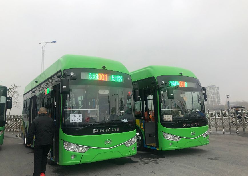 全省首发今天六安氢能源公交车上路了