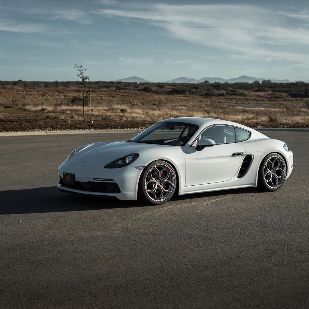 保时捷718caymangts大片欣赏一个字快