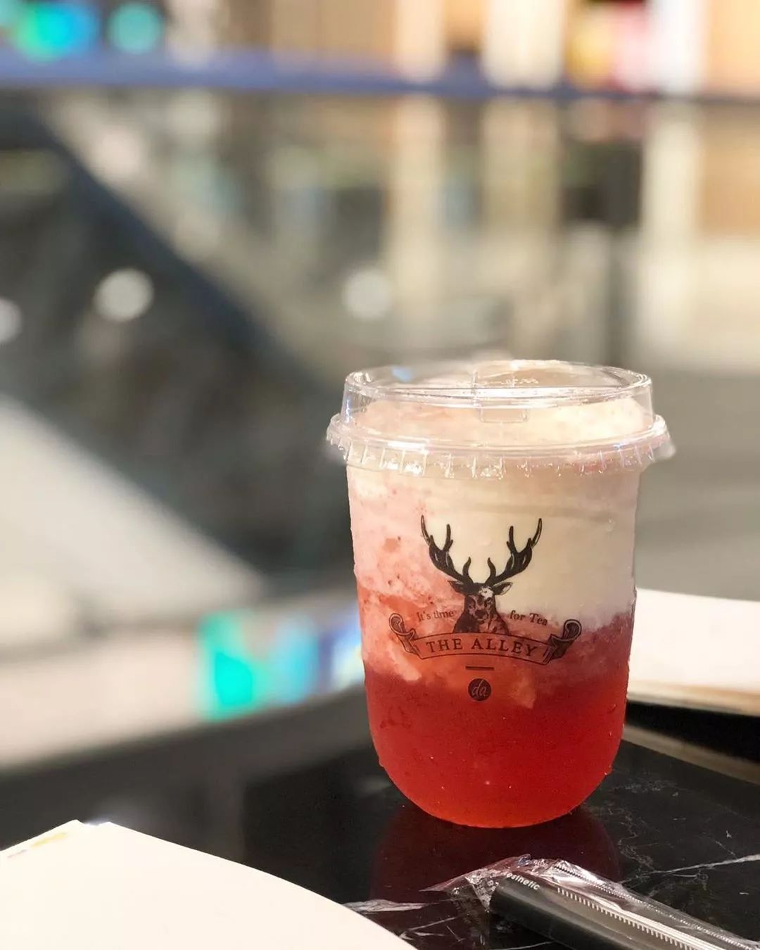 狮城的网红奶茶店鹿角巷里居然有卖面包你还不知道吗