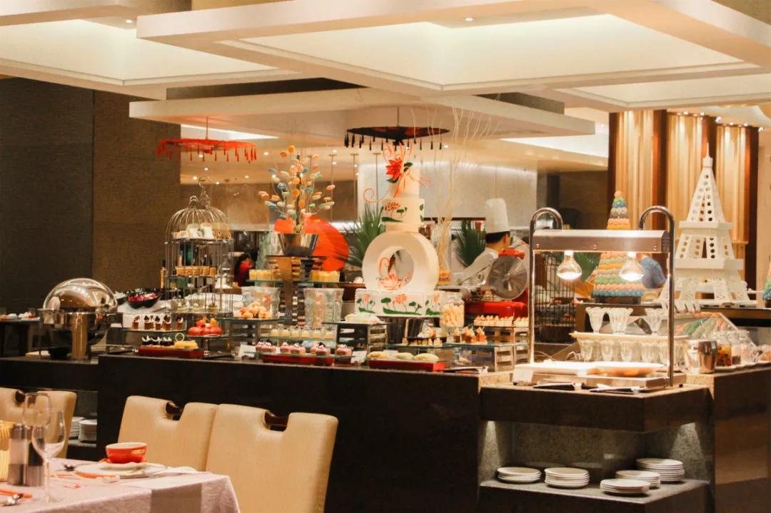 别样海南丨一口就沦陷, 五星级酒店的自助餐,比我想的还要高级