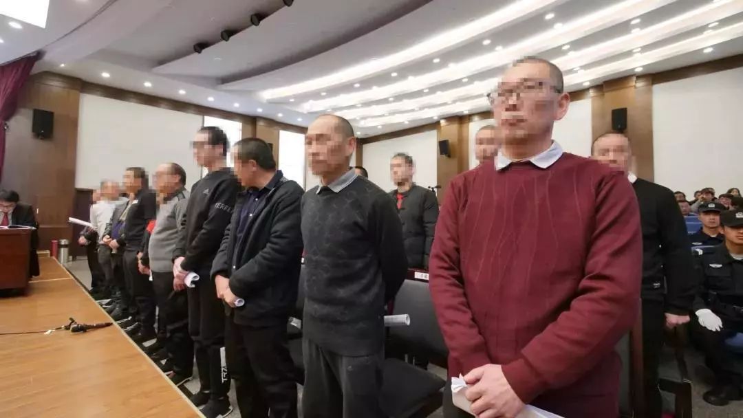 云南曲靖张小三受审长期把持基层政权欺压残害百姓