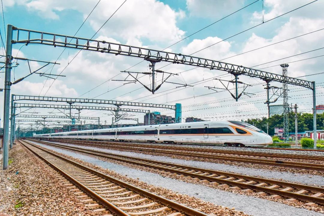 铁路大调图北海–深圳广西–山西防城港–成都动车直通