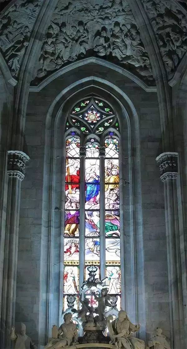 世界建筑史上的明珠米兰大教堂