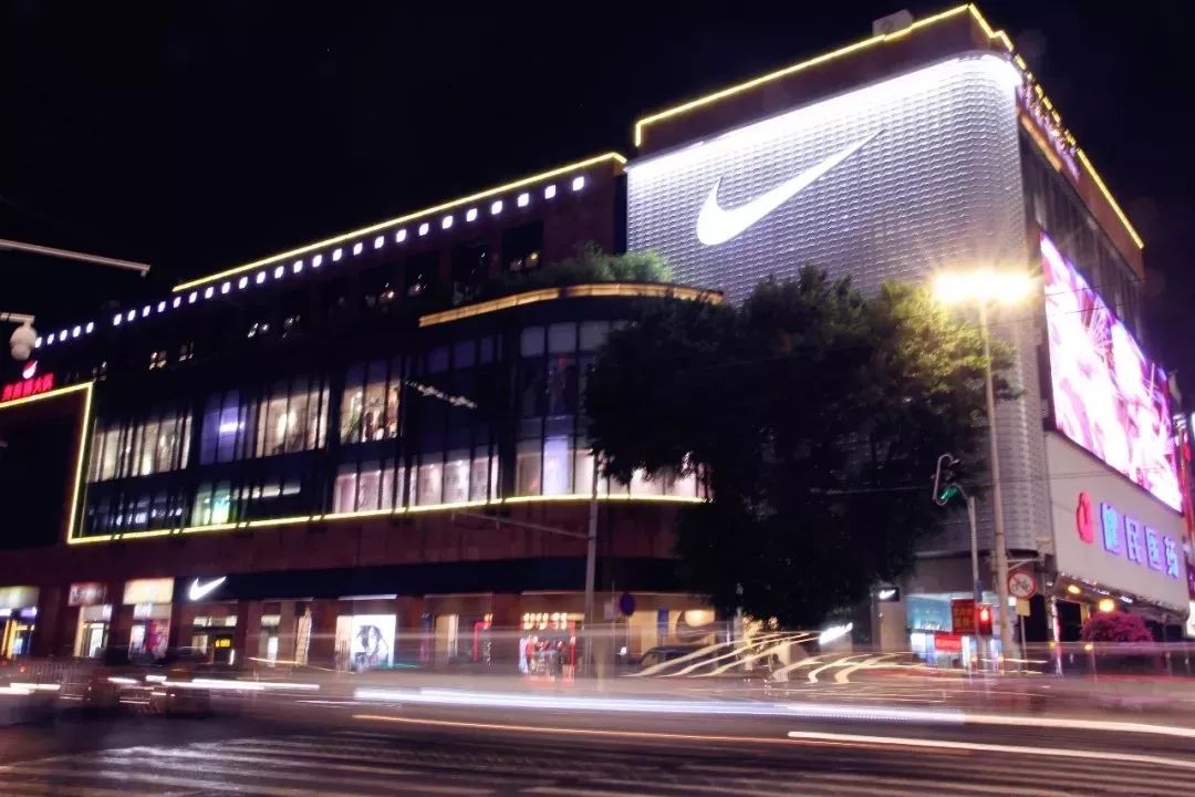 广州北京路城壹汇明天盛大开业adidasnike双旦狂欢优惠重重