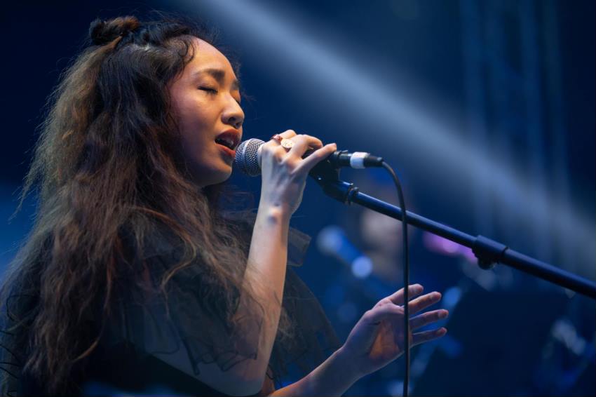 有了这条裙子,还怕做不到party queen?_doris