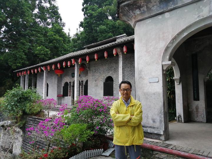 谢鲁山庄是岭南地区少见的园林建筑,保持着浓郁的乡风民俗