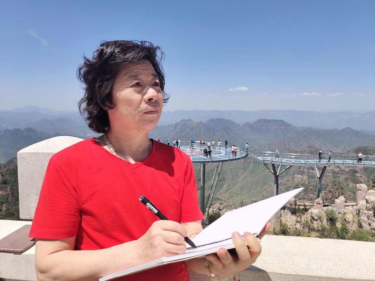 香港画院院长马培童作品国际秋拍又创新高