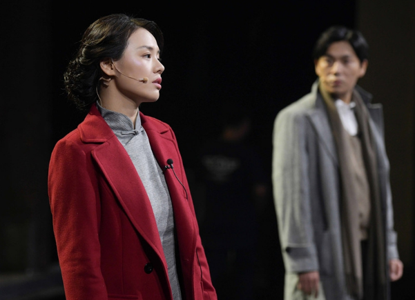 但是无论是在《半生缘》当中的演技,还是在《大约在冬季》当中的表现