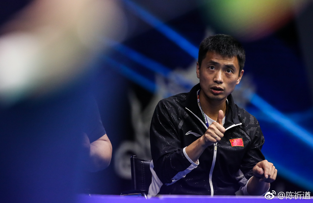 国羽主教练离任!众将齐发声表感谢送祝福,刘雨辰留下四个表情