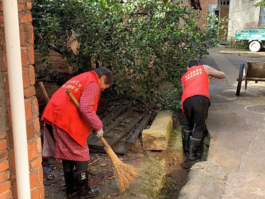 九洲村环境卫生整治郑村环境卫生整治荆顶村环境卫生整治雅应村环境