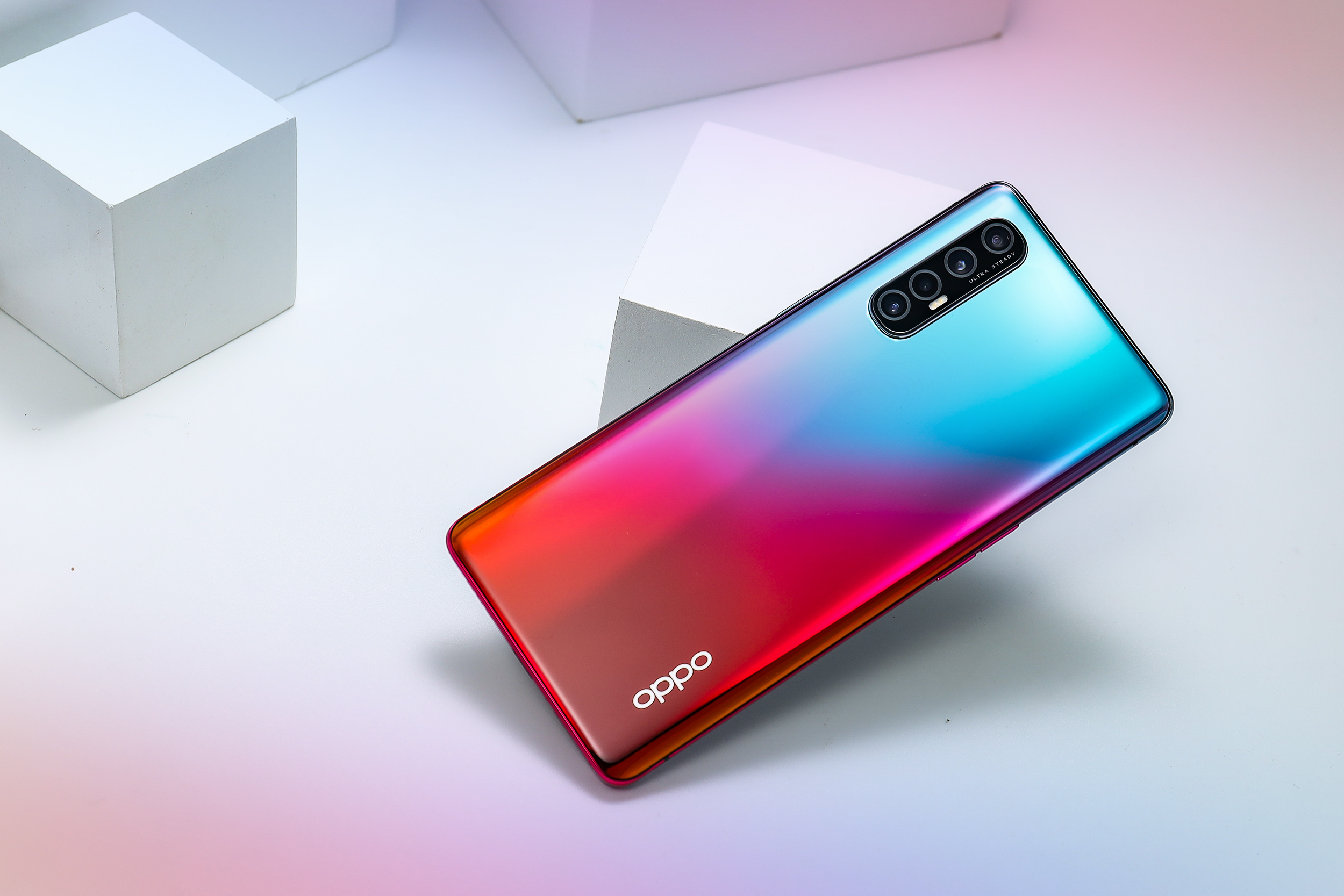 opporeno3pro图赏77毫米超轻薄机身5g手机不再半斤重